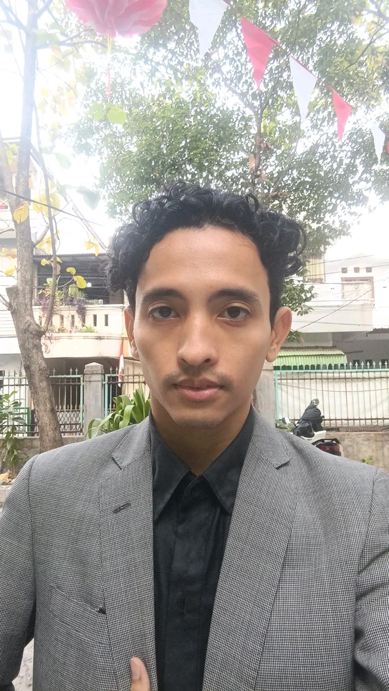GIF Elang te mete