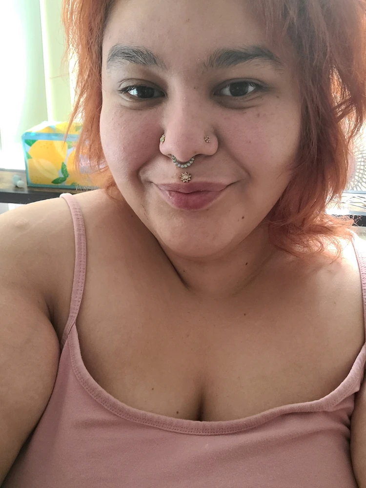 GIF na in-upload ni Porkbun