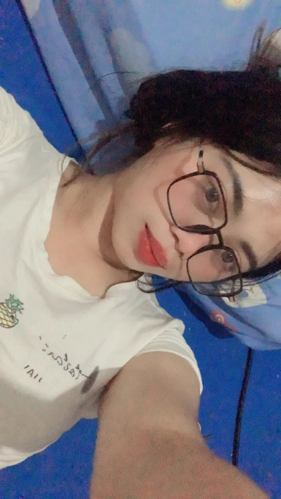 I-upload ni Reres ang larawan