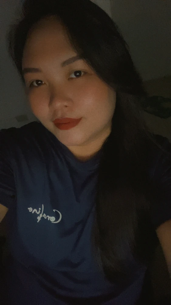 GIF na in-upload ni Ma. Celina