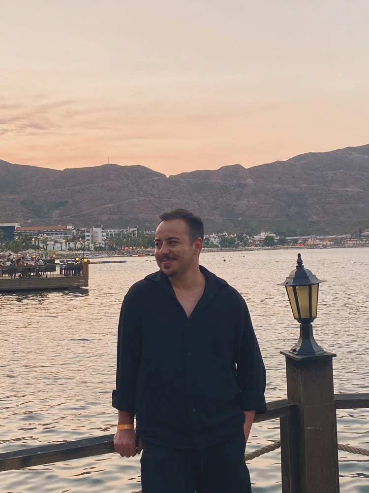Слика поставена од Deniz