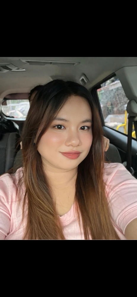GIF na in-upload ni Camille