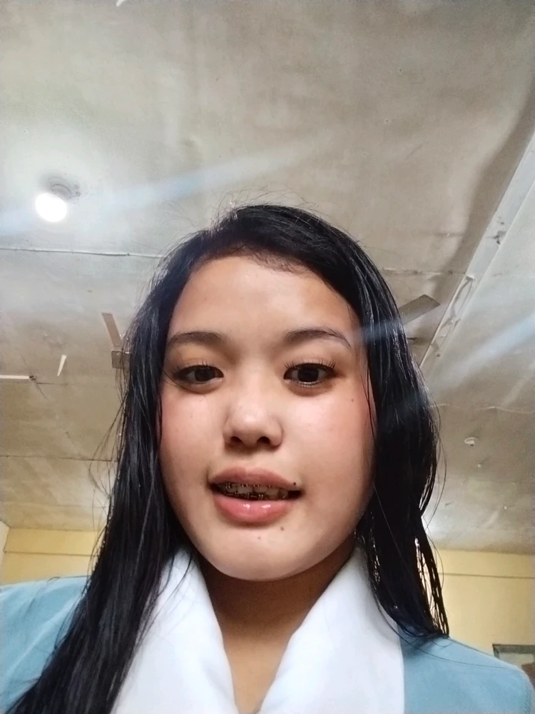 Gi-upload ni Clay Aiken ang hulagway