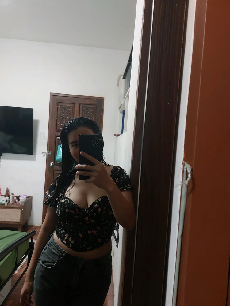GIF gi-upload ni Marie