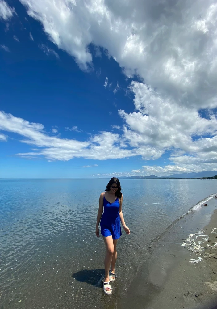 I-upload ni Barbie ang larawan