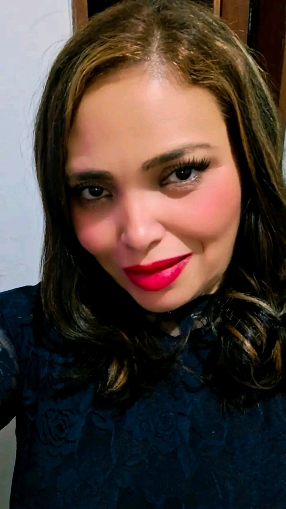 GIF otpremio/la Bárbara