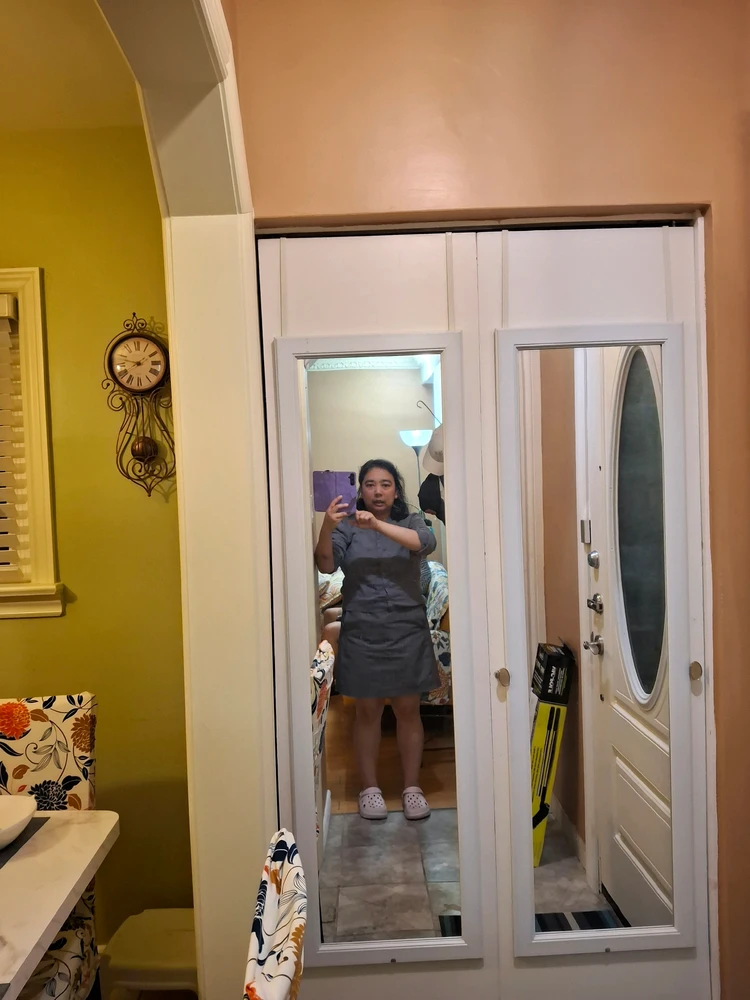 GIF na in-upload ni Christine Joy Doroin Lazo