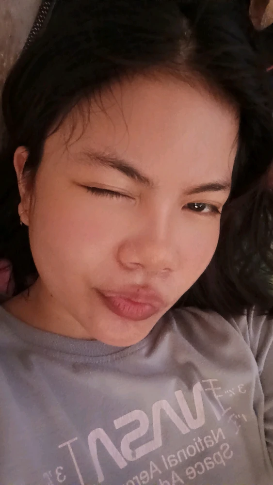 GIF gi-upload ni Dinara