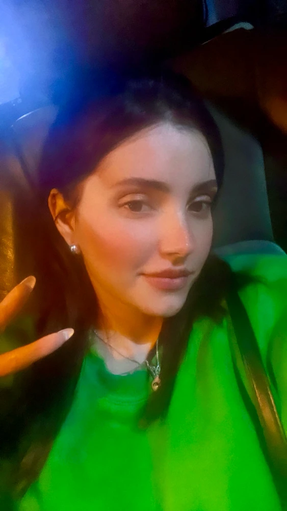 GIF na auina ae e Marianne