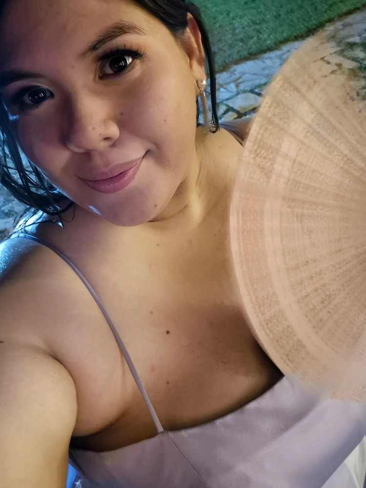 Gi-upload ni Aketzaly Wong ang hulagway