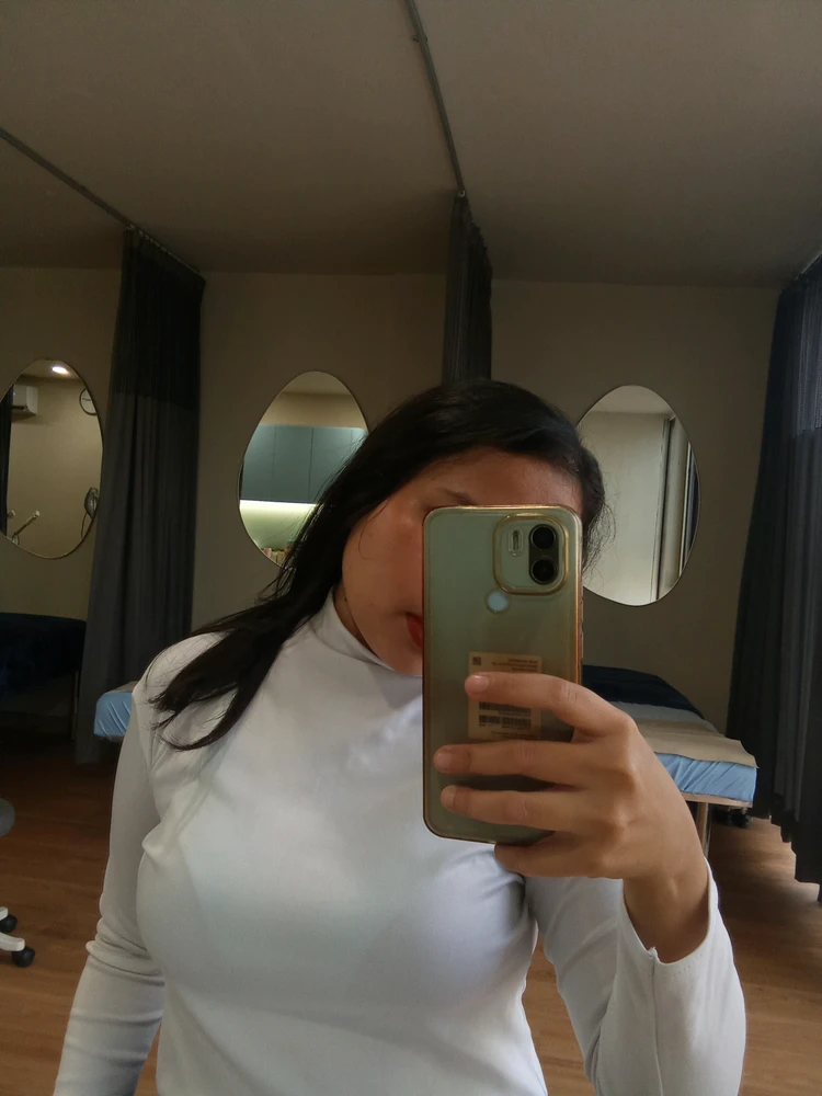 GIF na in-upload ni Dinda
