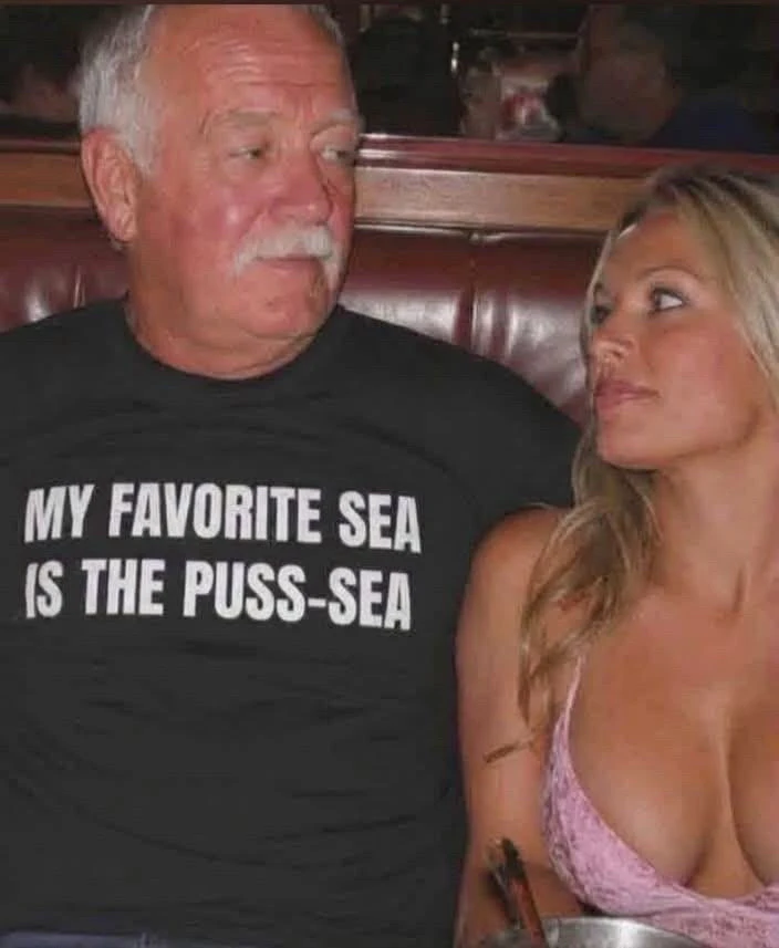 GIF tso los ntawm Douglas