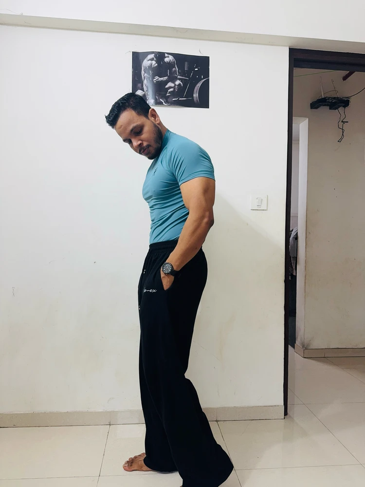 Mufananidzo wakaiswa na Surya