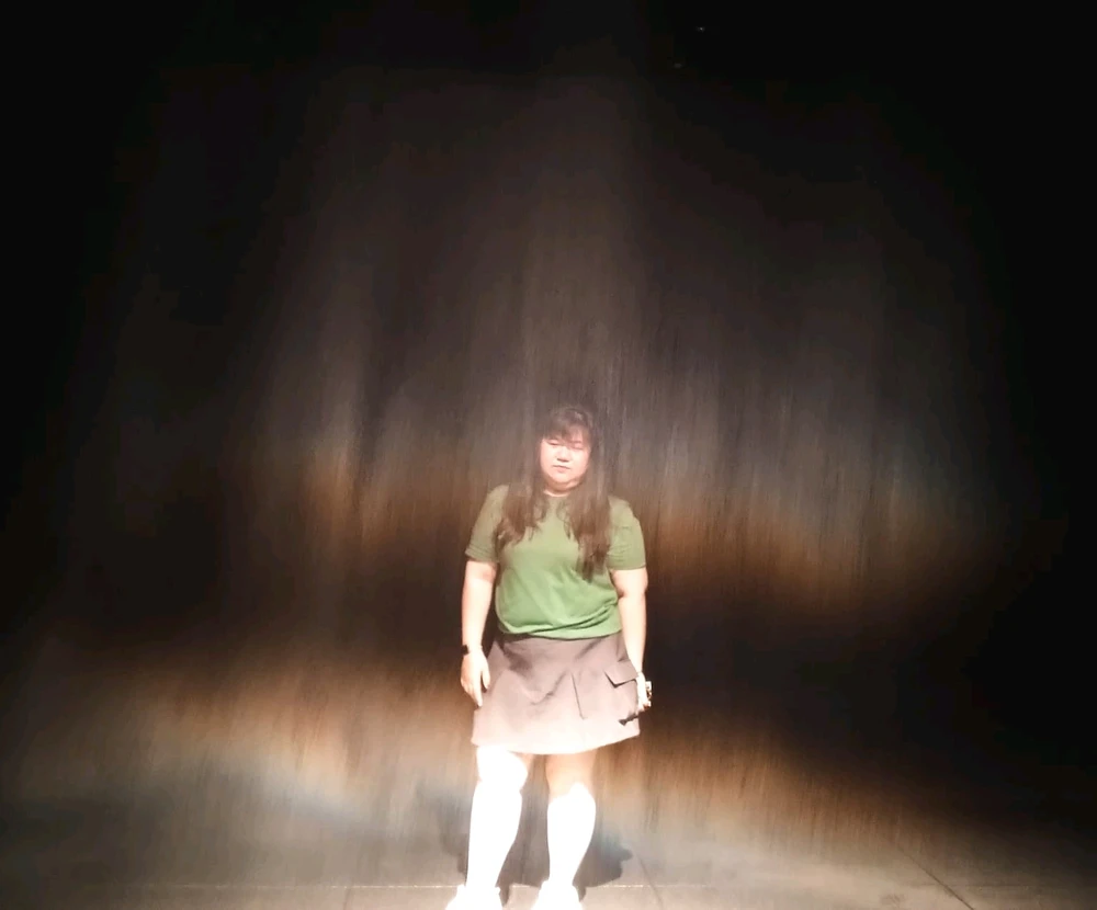 GIF gi-upload ni Lucie