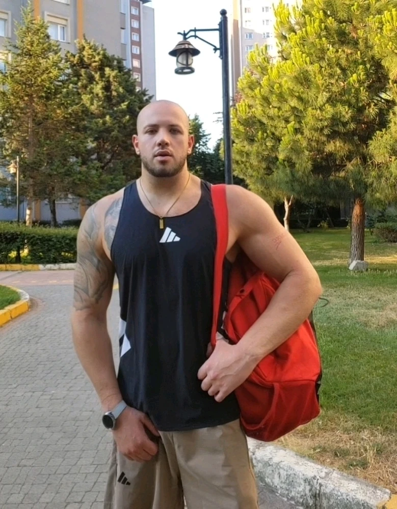 GIF tso los ntawm Brockbigman