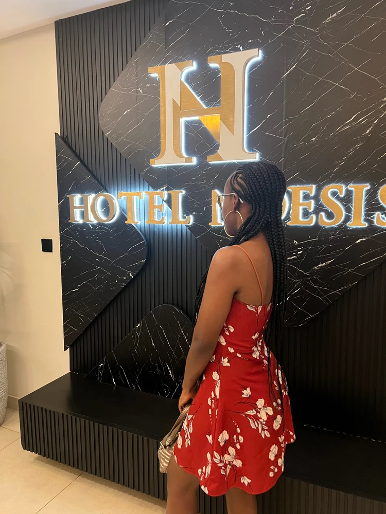 GIF na in-upload ni Cilla