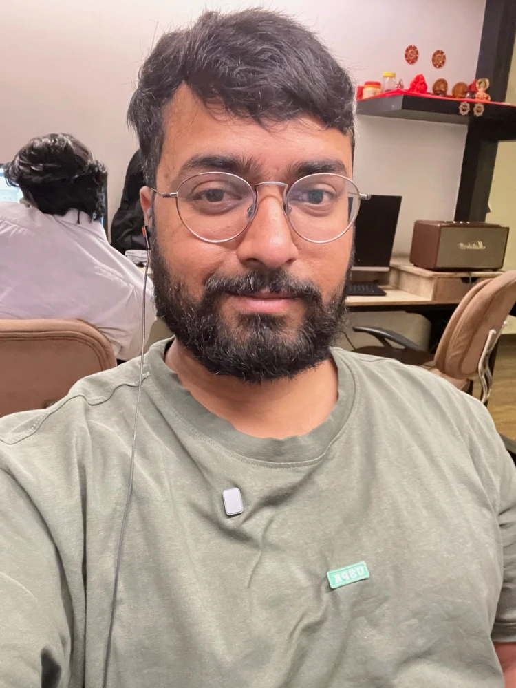GIF gi-upload ni Sachin