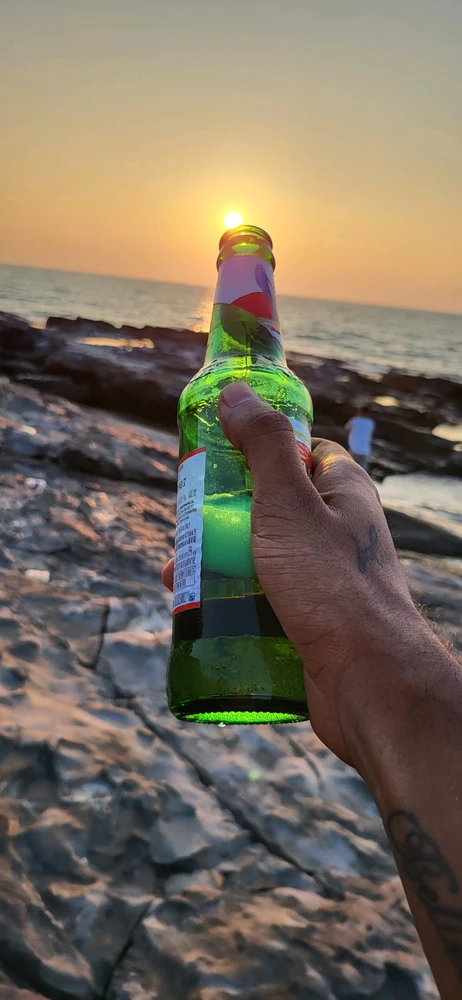 GIF tí Vijay gbé sókè