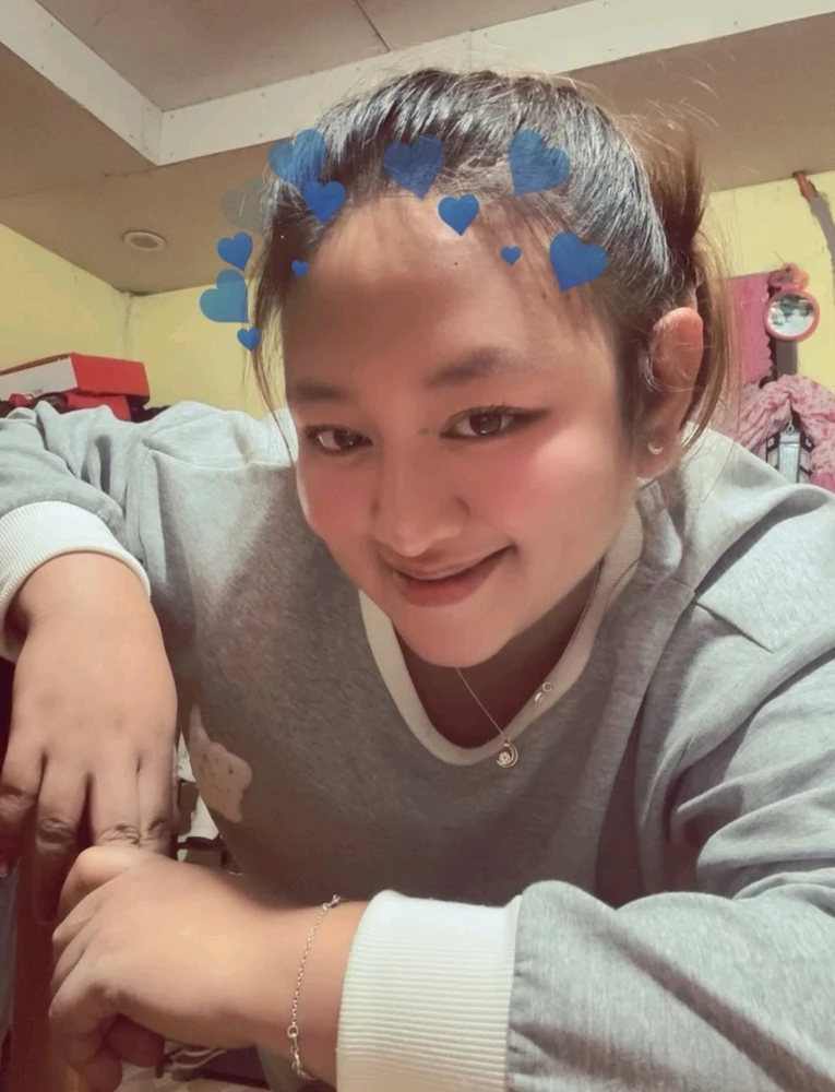 GIF gi-upload ni SM