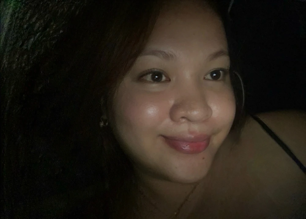 GIF gi-upload ni Mhelle