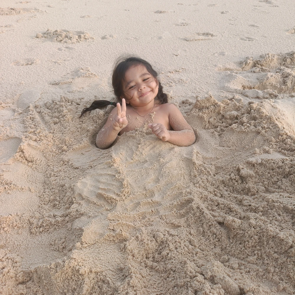 GIF na in-upload ni Hasana