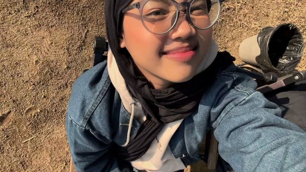 GIF na in-upload ni tea
