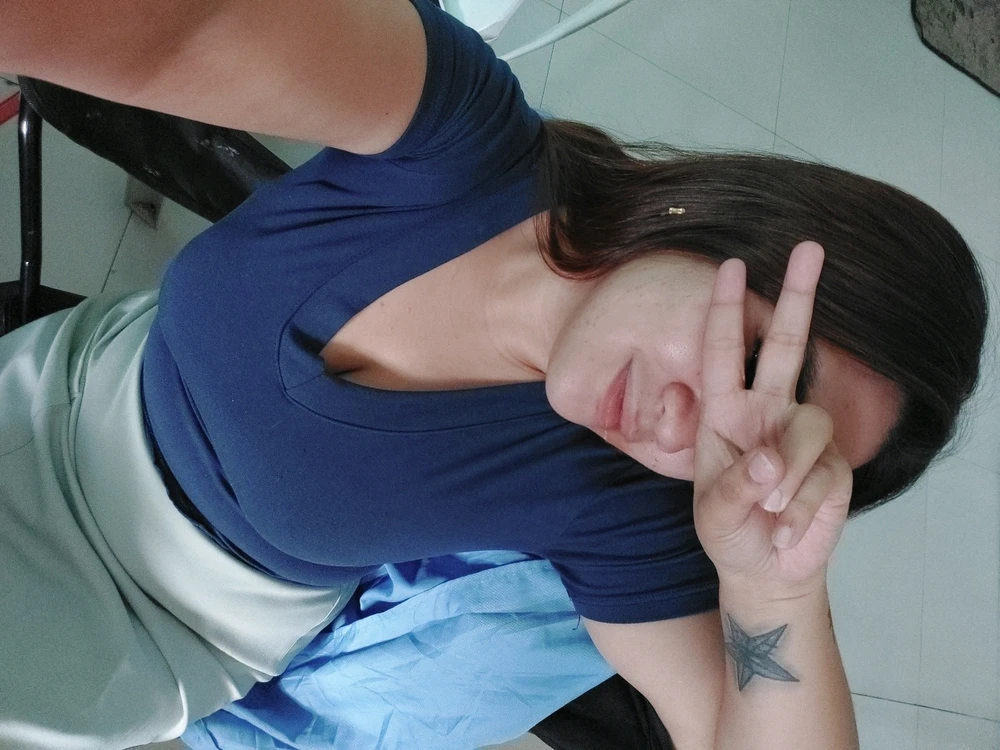 GIF na in-upload ni Ayen