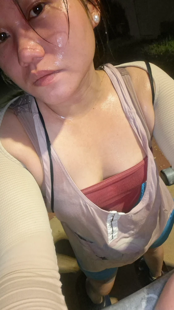 I-upload ni Emmy ang larawan