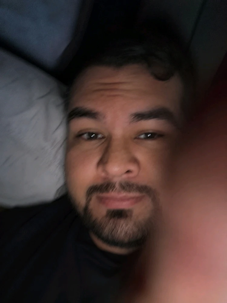 GIF gi-upload ni Arturo