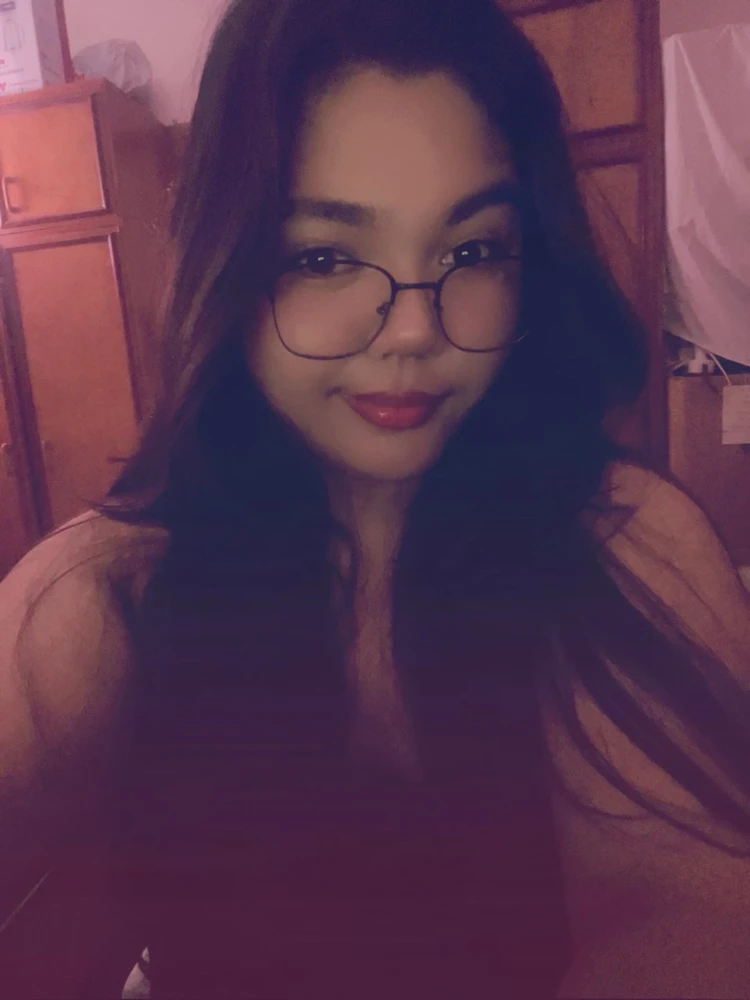 GIF na in-upload ni Norlene