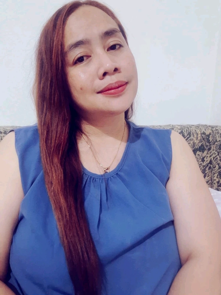 GIF na in-upload ni Marissa