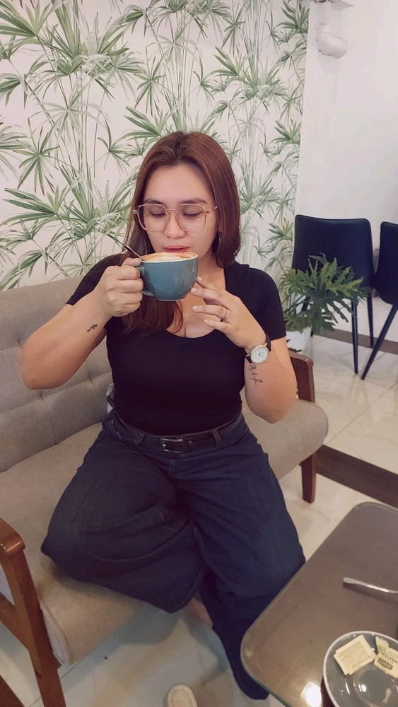 GIF gi-upload ni Ayen
