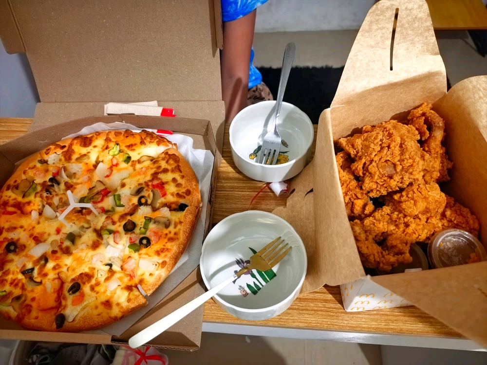 GIF na in-upload ni Kim