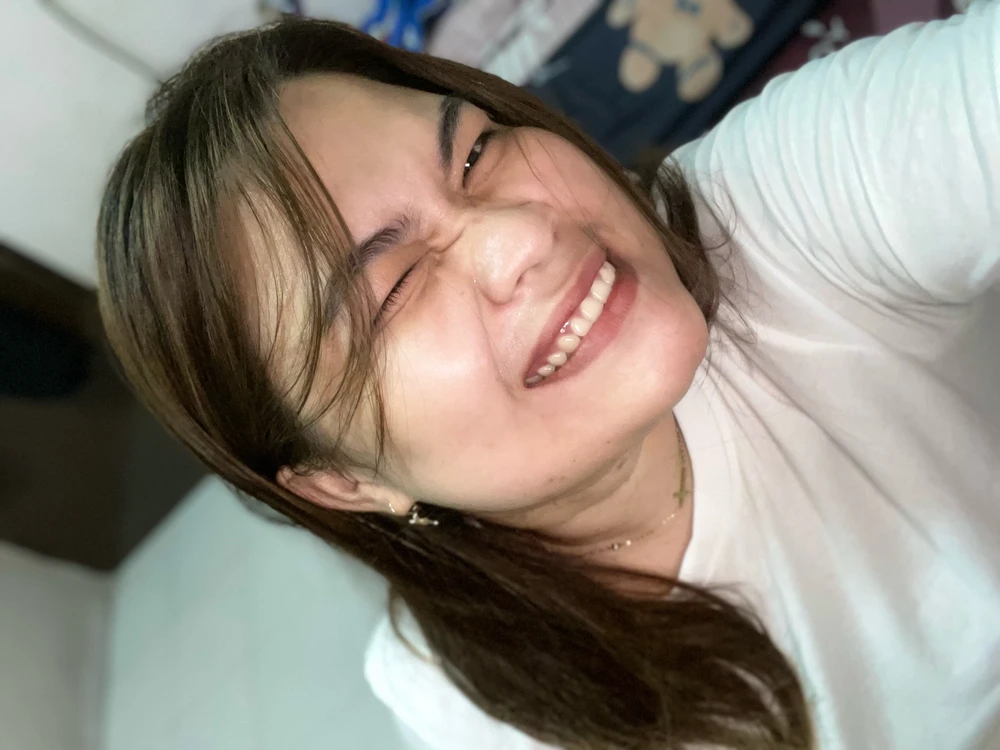 I-upload ni Yunita ang larawan