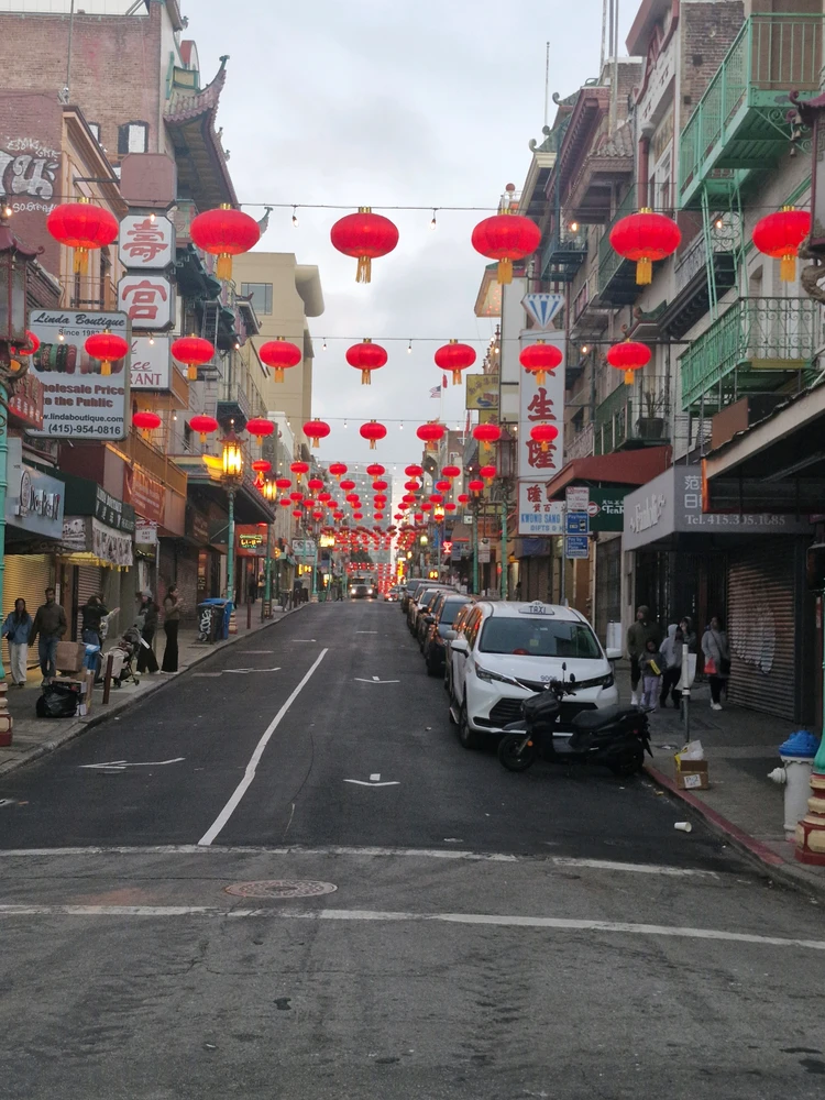 Charan байршуулсан зураг