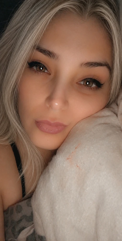 GIF uploaded by Pinar
