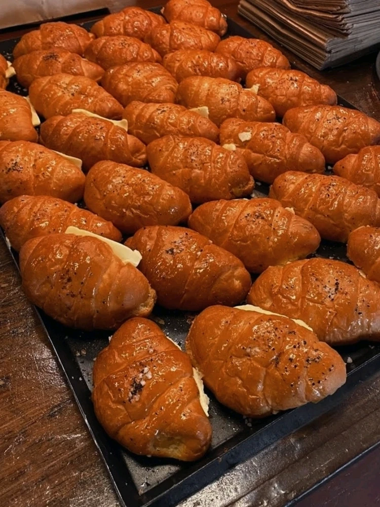 GIF បង្ហោះដោយ ꨄ𝐃ꨄ