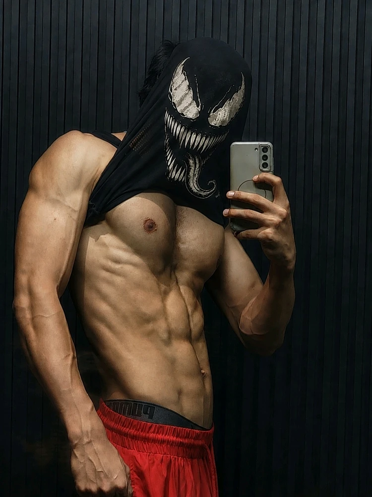 Bild eropgeluede vum Greek god