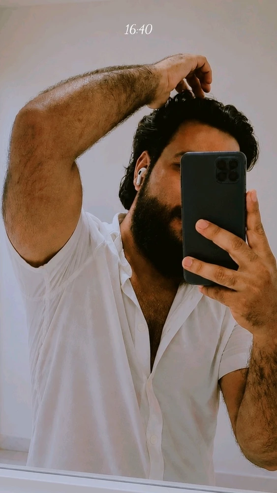 Rohail 上傳的 GIF