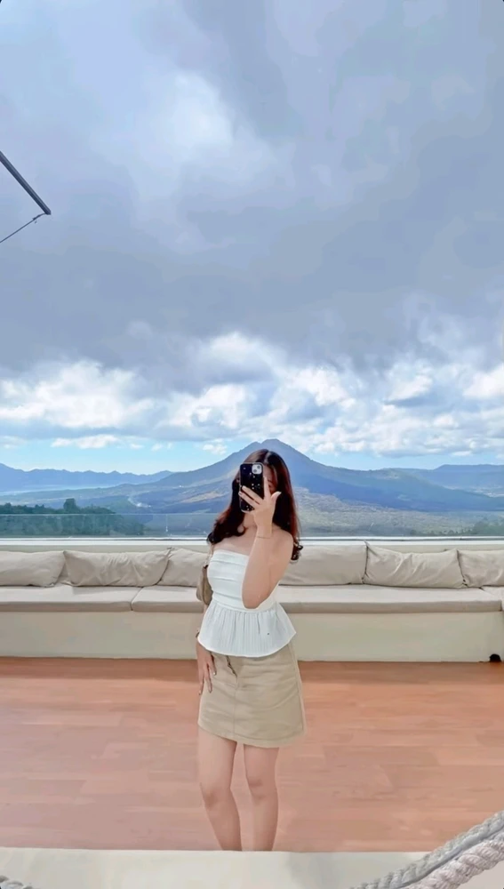 Manda байршуулсан GIF