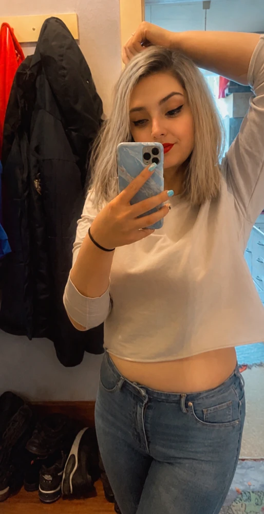 GIF tso los ntawm Pinar