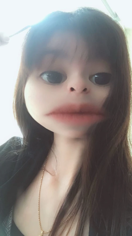 GIF gi-upload ni Ann