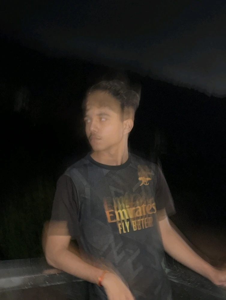 Rajendra Mali йөкләгән GIF