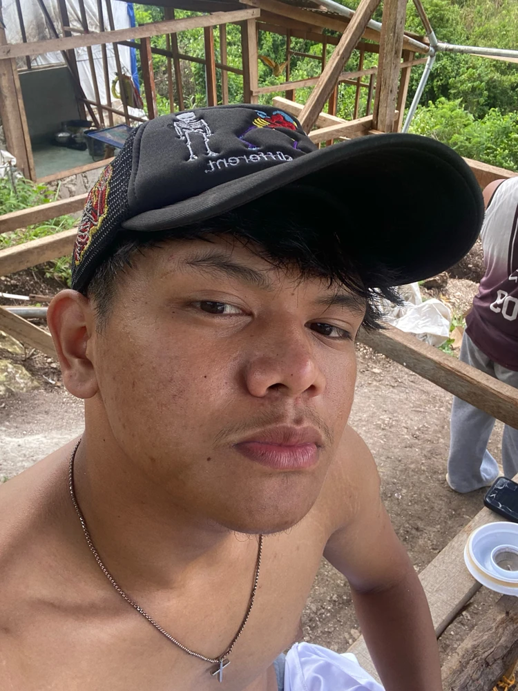 GIF gi-upload ni Kristian Dave