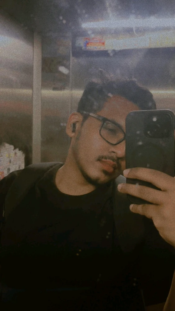 GIF na in-upload ni Aaravh