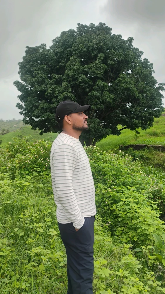 Mufananidzo wakaiswa na Pankaj Kumar Gautam