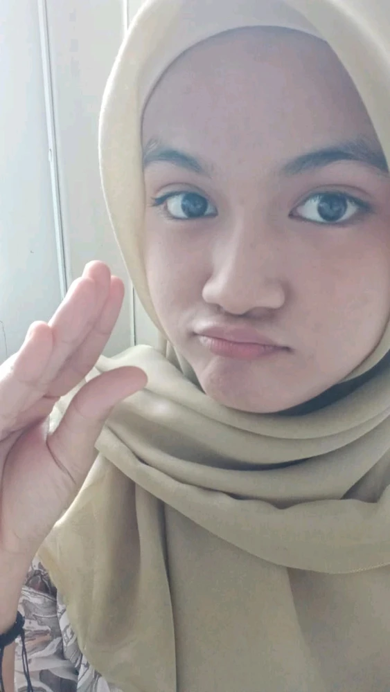 GIF อัปโหลดโดย Yasha