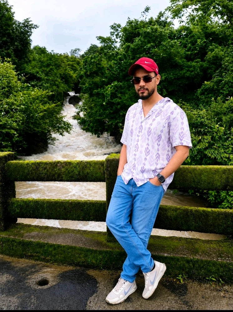 GIF gi-upload ni Veer