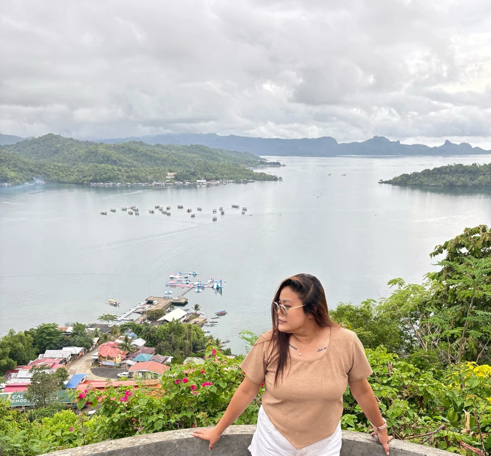 GIF gi-upload ni Junnelyn