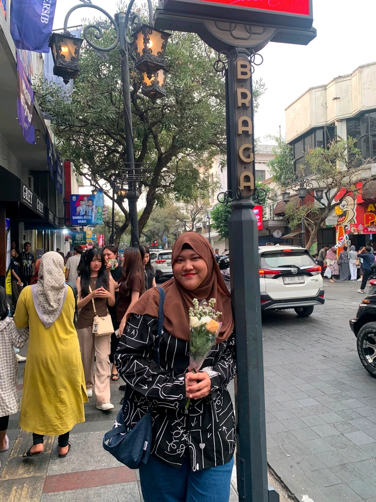 GIF dimuat naik oleh Nanda